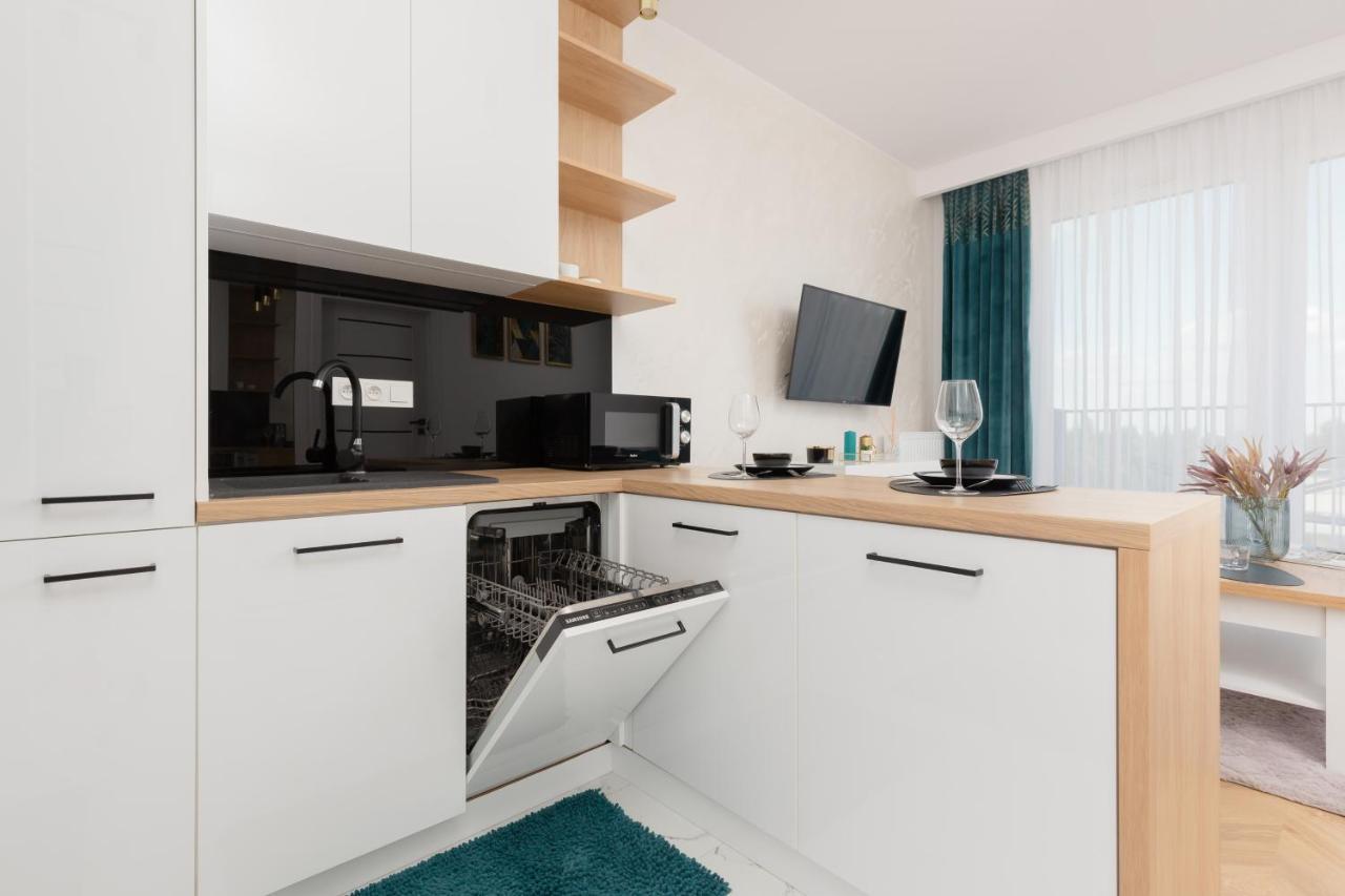 Warsaw Kotsisa Apartments With Parking By Noclegi Renters エクステリア 写真