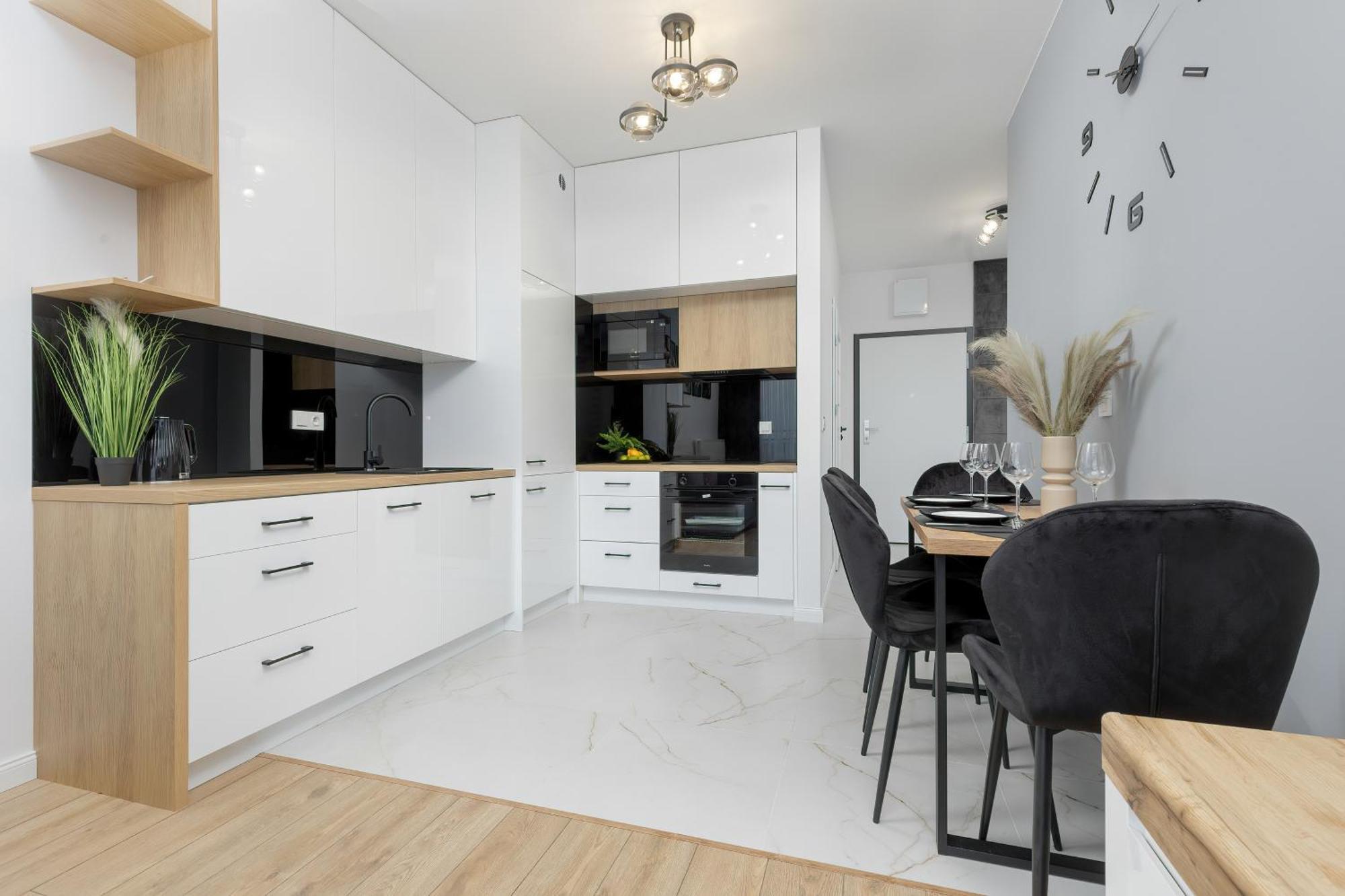 Warsaw Kotsisa Apartments With Parking By Noclegi Renters エクステリア 写真