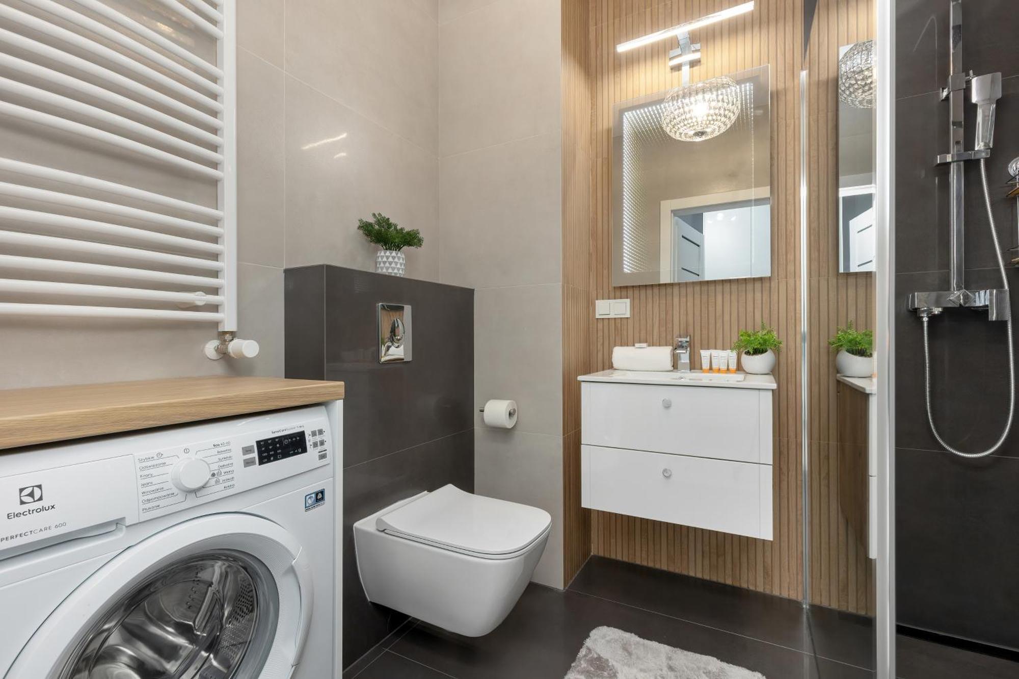 Warsaw Kotsisa Apartments With Parking By Noclegi Renters エクステリア 写真